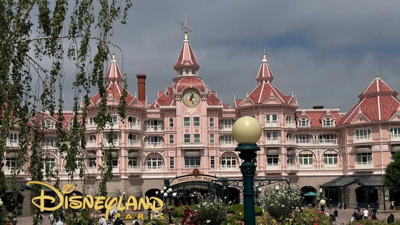 💜 February 2025 at Disneyland Paris | Rides, Walkthrough & Disney Shopping