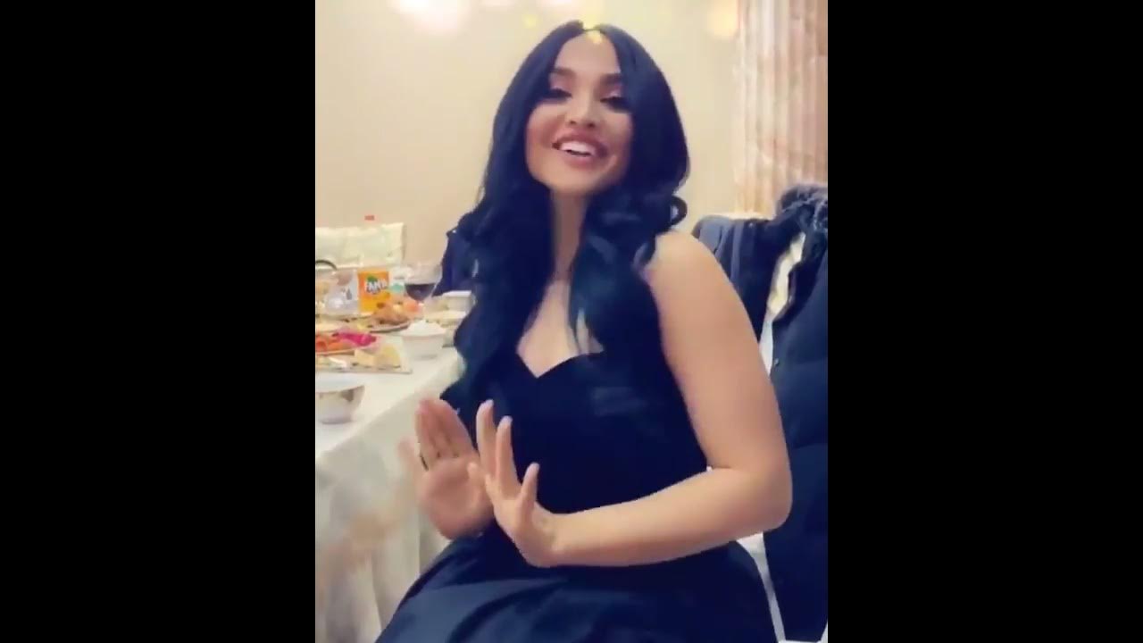 Luiza Rasulova купальнике