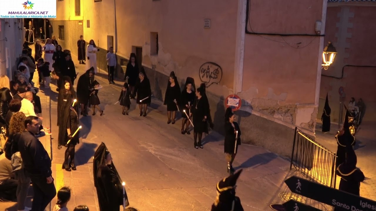 Procesión del Santo Entierro en Mula el viernes santo 2024