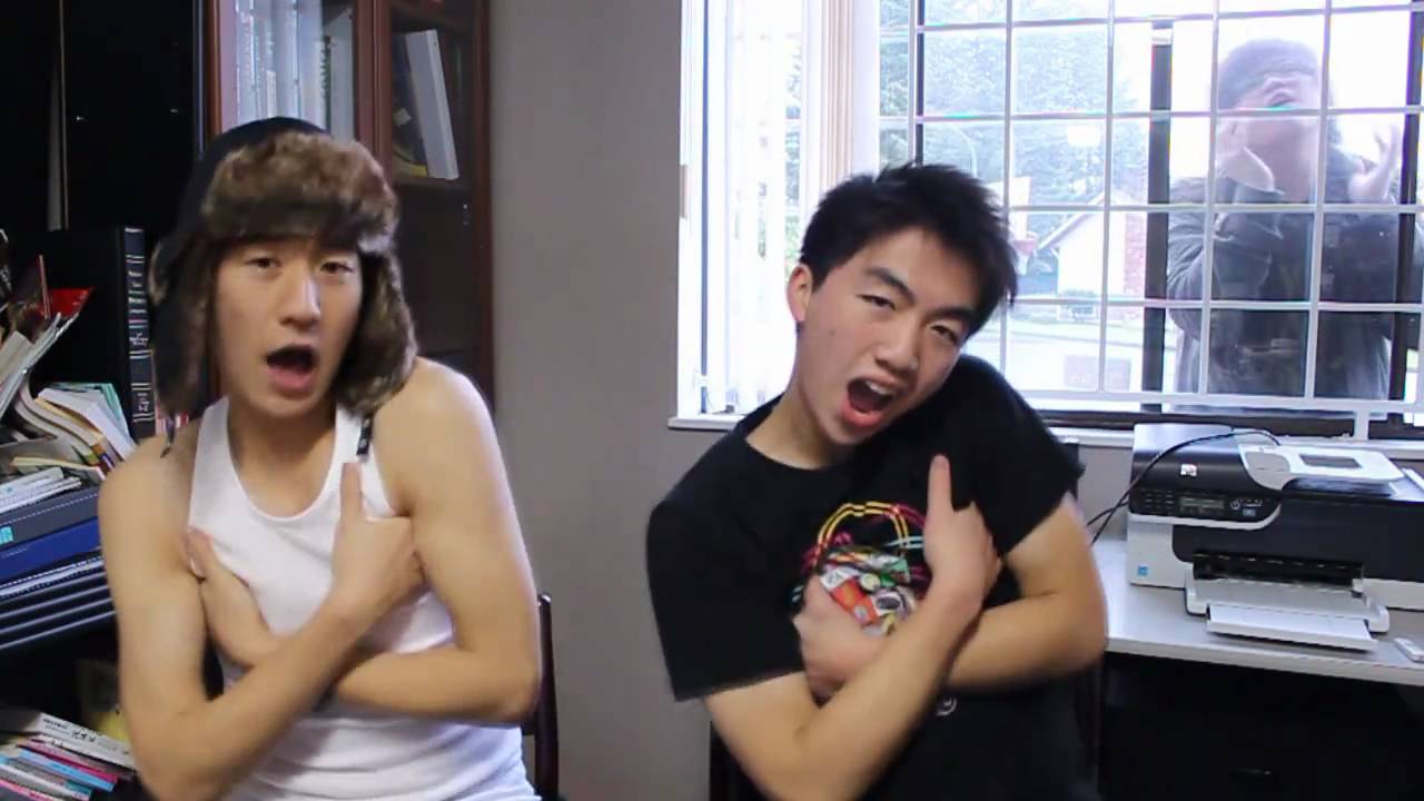 HAPPY 18TH BIRTHDAY COBALT!!! - I Kissed a Girl Lipsync by SpazzSquad