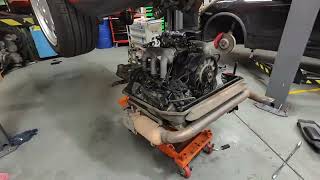 Porsche 964 G.Y - Removing engine out for oil leaks repair Part2