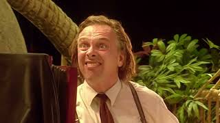 Youtube Poop - Bottom Live - An Arse Oddity Act One