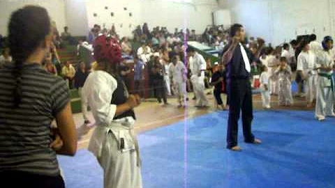 Grehisy Moreira vs Andrea Silveira (karate  Kyokus...