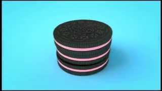 Play with Oreo: Oreo Strawberry Crème
