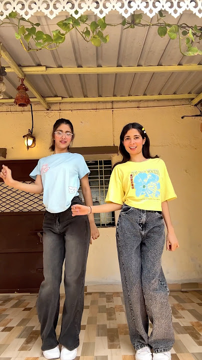 Lor Lor🩵💛#youtubeshorts #dance #trending #shortvideo #song #love #viralvideo #shorts #viralshort