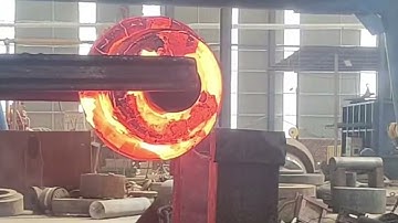 Extremely dangerous forging, forging hollow cylindrical iron blocks