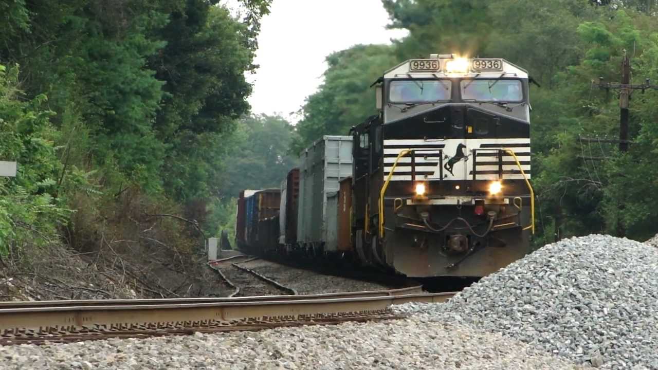 Fast Moving Loud Ns Freight Train Youtube Fast Moving Loud Ns Freight Train Youtube