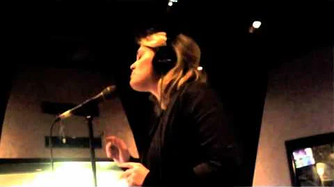 The Vocal Styles Of Crystal Cooper