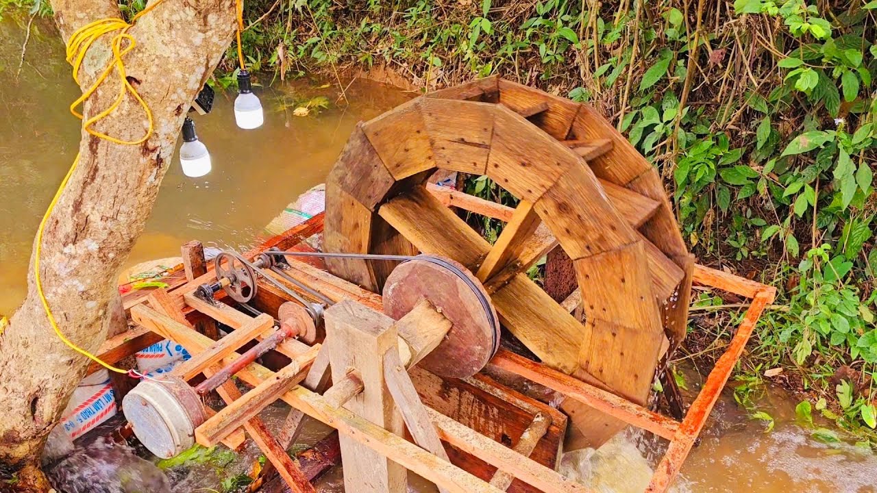 Off Grid Cabin Living | Nature's Energy Sources Generate Electricity For Cabin In The Woods.