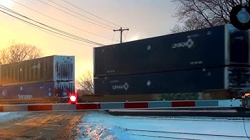 Fast CSX Stack Train Heads West