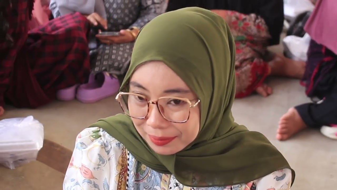 Amina Holi banyubesi part 1