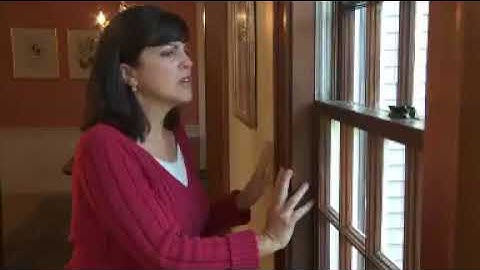 INTERCHANGE VIDEO BOK 1 UNIT 9 EDITION 4TH Suspicious visitors