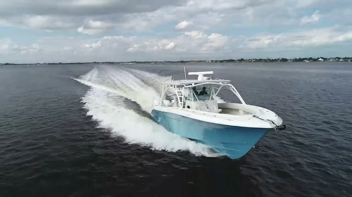 2013 Hydra-Sports Custom 42CC For Sale - Sovereign Yacht Sales