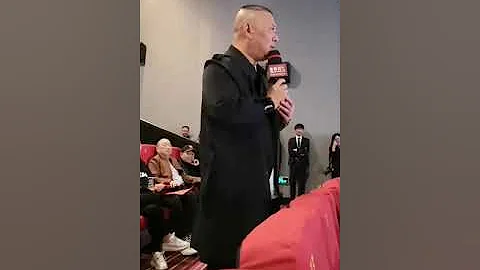郭德綱老師觀看于謙新電影並在現場說了一段單口相聲 - 天天要聞