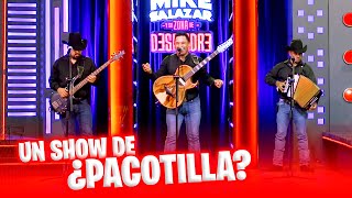 Un verdadero show de #pacotilla!  Mike Salazar y Su Zona de Desmadre