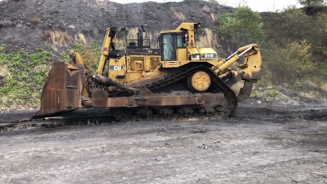 CAT D11R CRAWLER TRACTOR