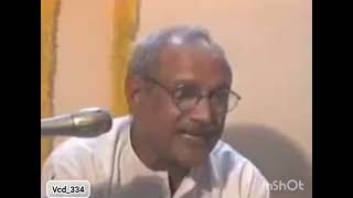 There is one true Jagat Guru Satguru and all the rest are false gurus. VCD-334