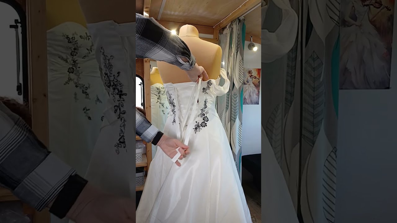 Comment bien lacer sa robe de mariée ?