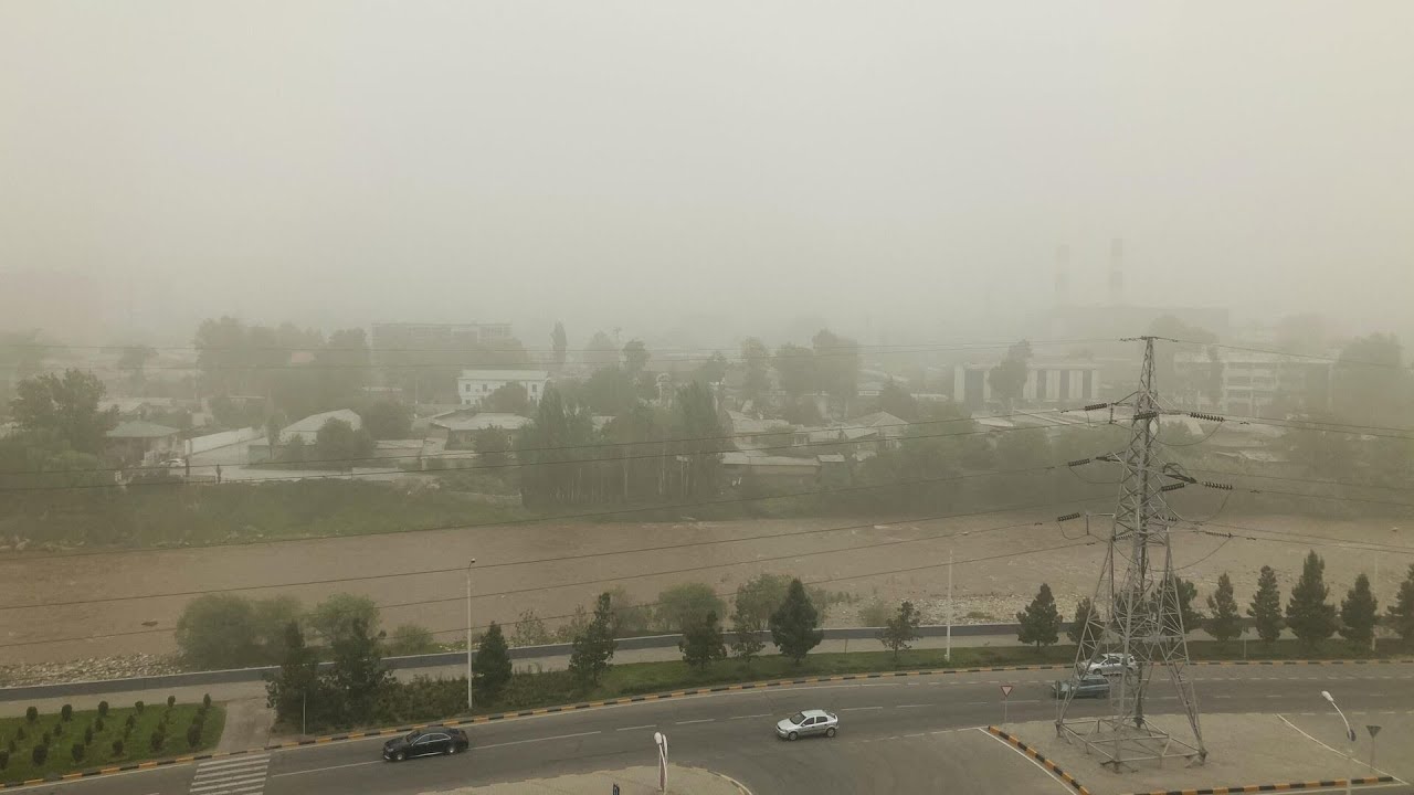 Таджикистан накрыла пыльная мгла. В Беларусь пришло мартовское тепло. Погода в СНГ