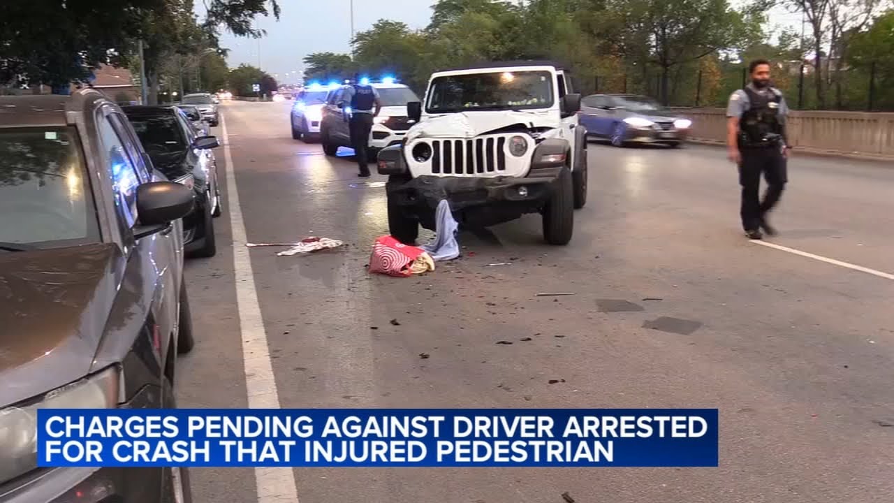 Driver in custody after critically injuring 19-year-old pedestrian on South Side, Chicago police say