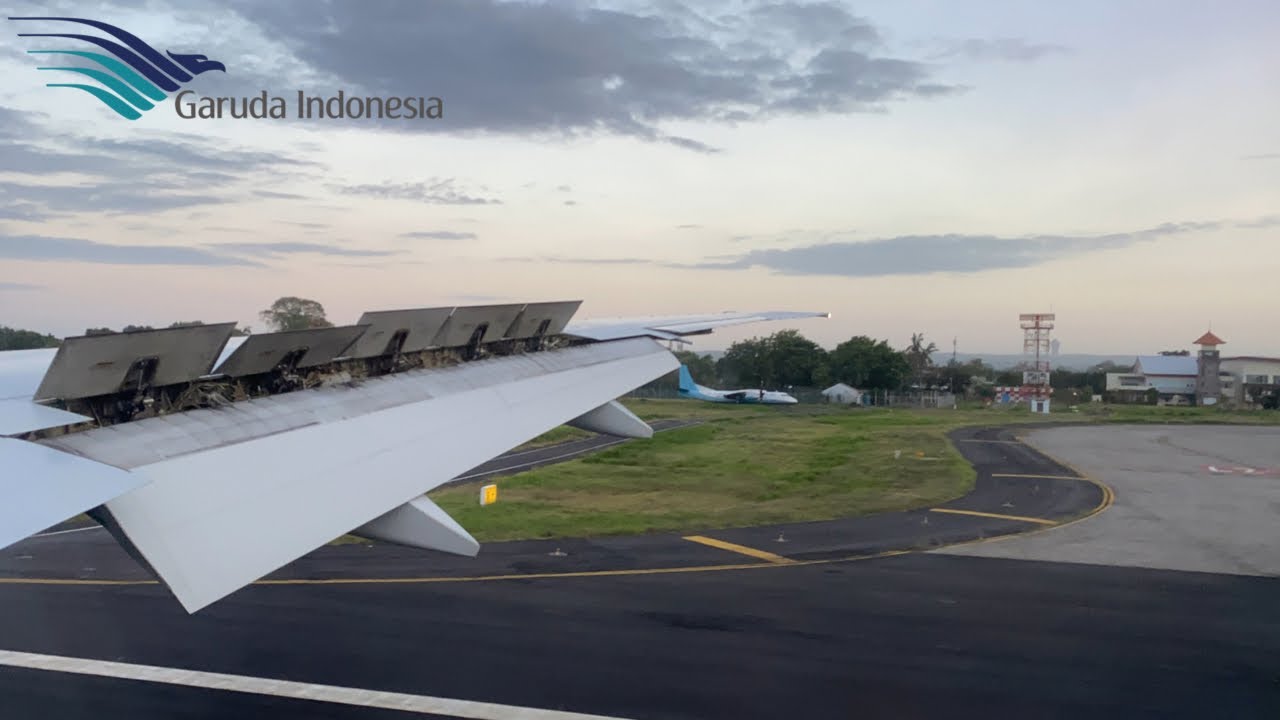 [Sunset Landing] Garuda Indonesia B777-300ER Landing at Denpasar Bali, Ngurah Rai Airport