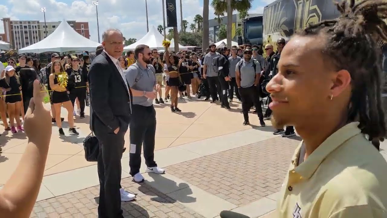 UCF Football Knight Walk prior to Tech game ⚔️🐝🏈 YouTube