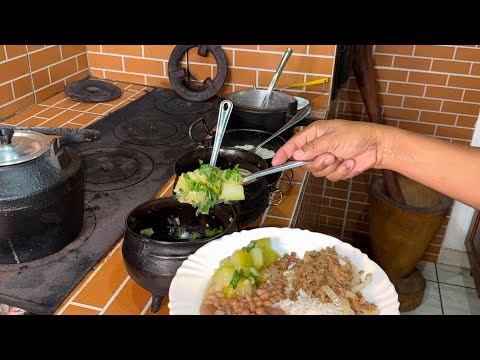 MOLHO DE CACHI NO ALMOÇO DE HOJE 