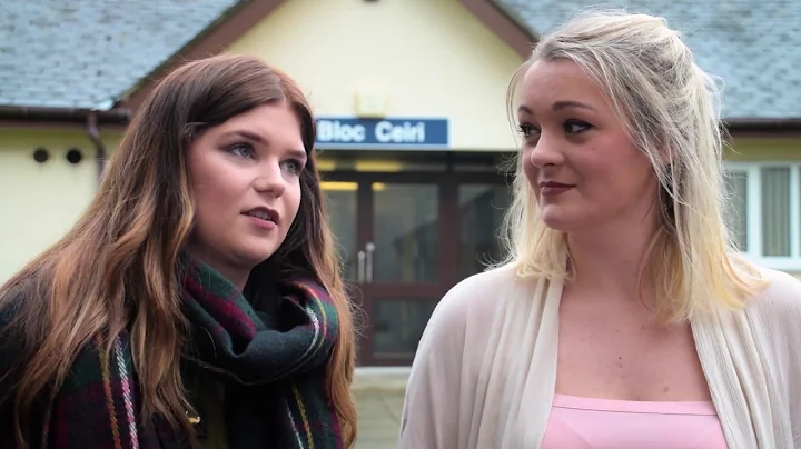 Lauren McMeeken and Jessica Mooney, Health & Socia...