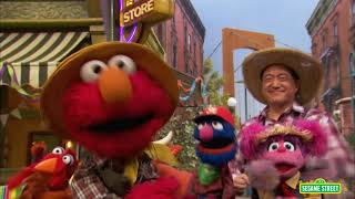 Elmo Sings Old Macdonald Had a Farm - Baby Songs at Home - Funny video for babys - Baby Songs Tv