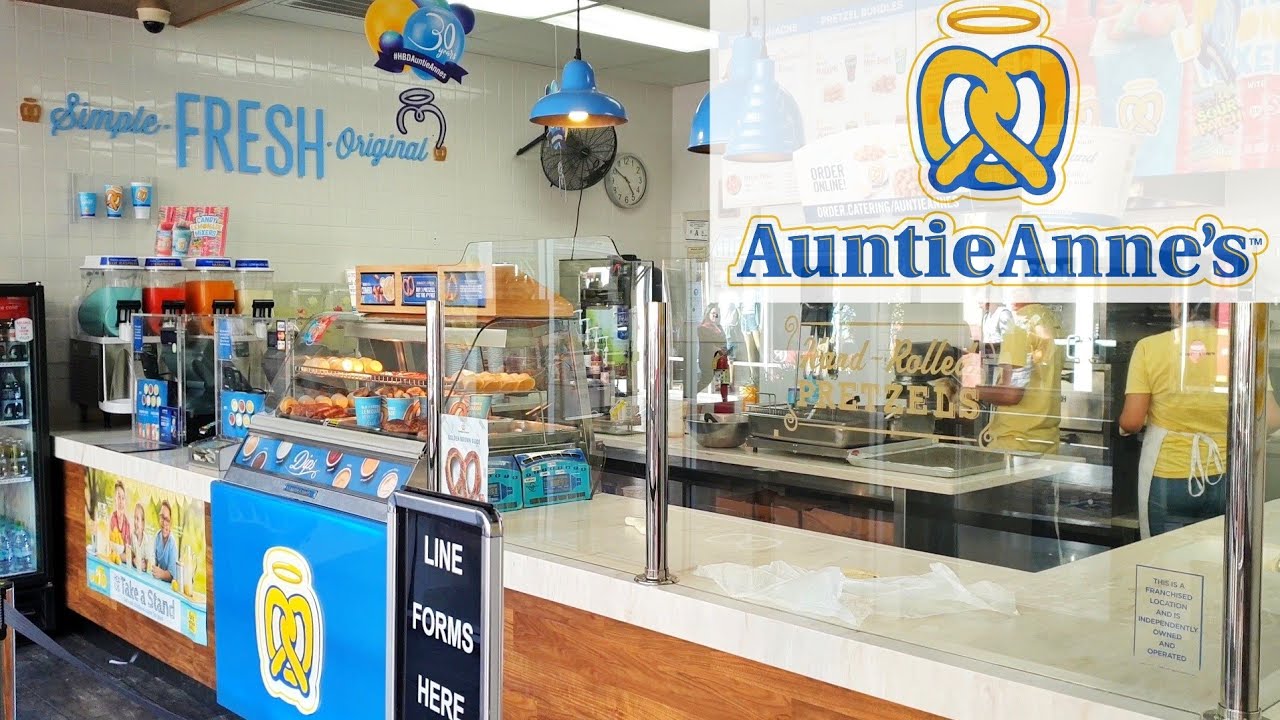 Auntie Anne's Cinnamon Pretzel Nuggets with Lemonade Las Vegas Outlet