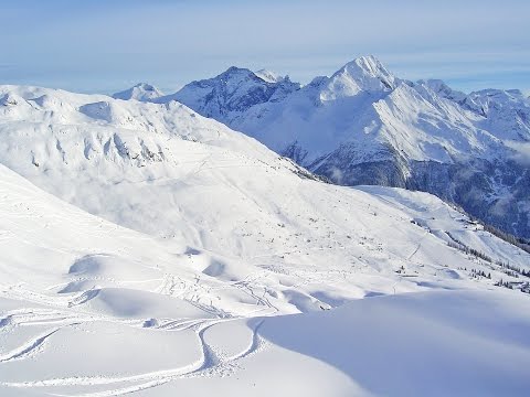 Video: White Pearl Chalet in den französischen Alpen