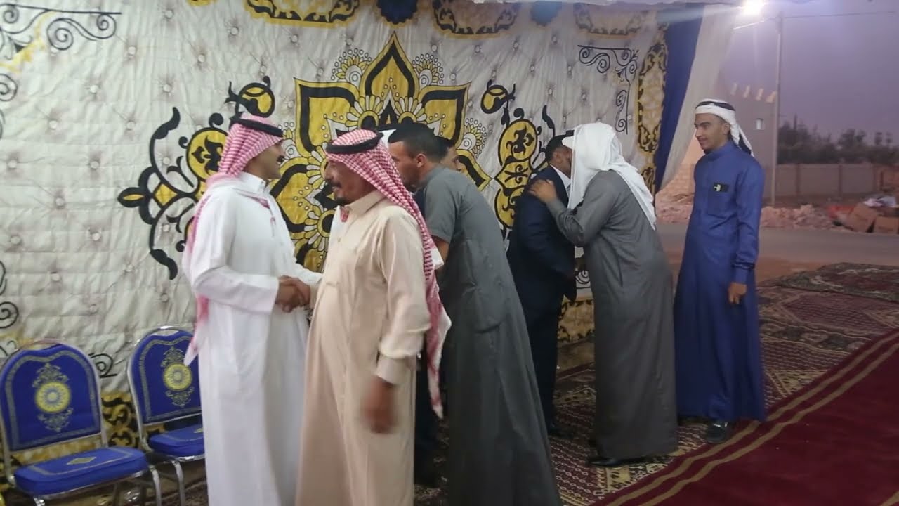 استقبال المهنئين في حفل زفاف رمزي السرحان