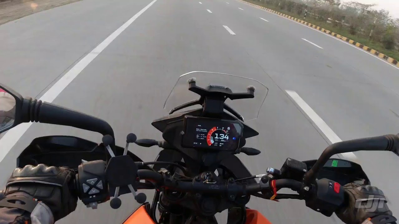 KTM 390 ADV goes 150+km/h effortlessly. This is not the ...