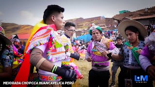 Maju Rioja bailando Huaylia en Huancavelica Perú y Takankuy damas