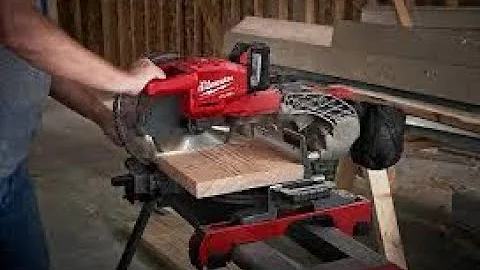 MILWAUKEE FUEL 10 inch miter saw