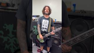 Gary Mader riffing on his original Woodrite Warlord bass prototype. Catch it live wirh EYEHATEGOD ⚜️