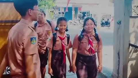 Daily Vlog by kelompok 1 (tugas informatika) (Sakuseta) (tugas kelas 9)