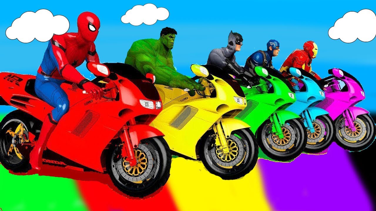 الأبطال الخارقين على القضبان دوامة قمع جسر 🏍️🐱‍SPIDER MAN!on Motorcycle in Spiral Bridge Stunt Rid