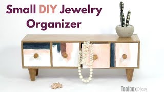 In this video, i’m going to show you how make an adorable jewelry
box store your necklace, bracelets, rings. it's small and can be
stored on dress...