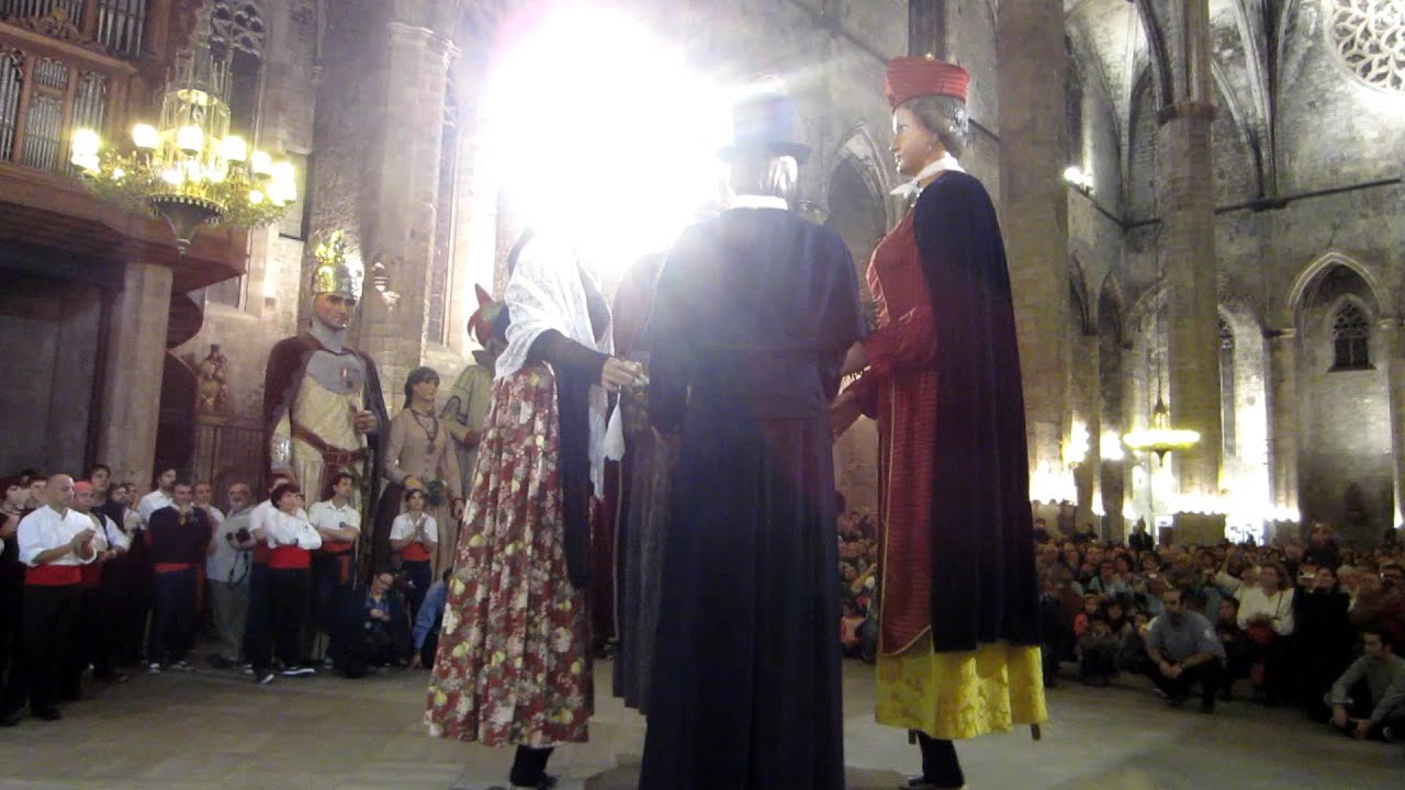 Ball de Giravoltes dels Gegants de Granollers a Santa Maria del Mar (5-11-2011)