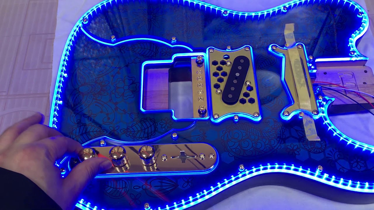 LEDアクリルトップ＋LED指板＋マスキング塗装のギター | 木乃紫檀町工場