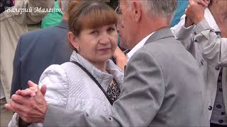 Танцуем! В ГОРОДСКОМ САДУ ПАДАЛ СНЕГ! Music! Dance!