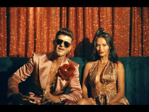 Смотреть клип Robin Thicke & Yo Gotti - Brown Liquor