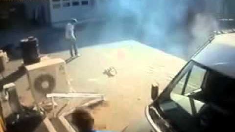 Apple iPhone 4s Explodes   ORIGINAL VERSION