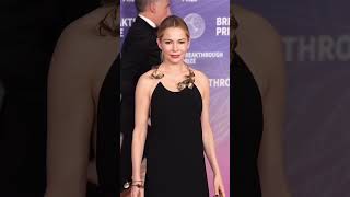 Stars Shine at the Breakthrough Prize Ceremony ✨