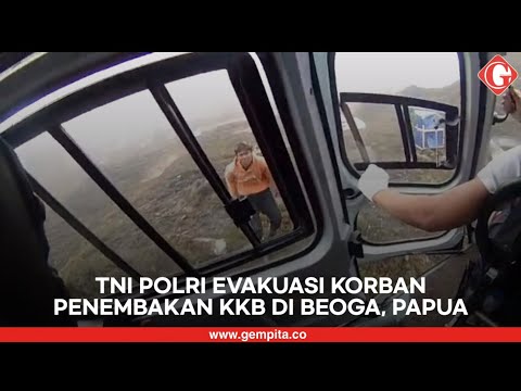Detik-detik TNI-Polri Evkauasi Pekerja Korban Selamat dari Penembakan KKB di Beoga Papua