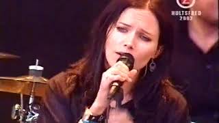 A Camp Hultsfredsfestivalen Hultsfred Sweden 14 jun 2002 Nina Persson fr The Cardigans
