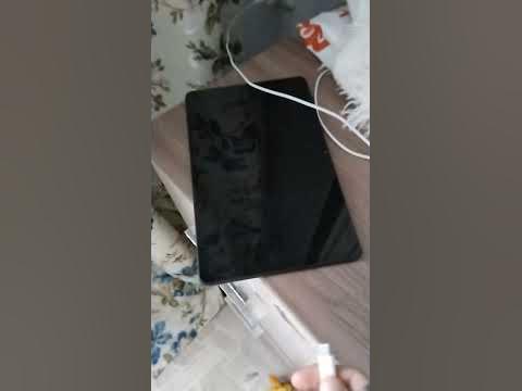 он мне не дает поставить зарядку - YouTube