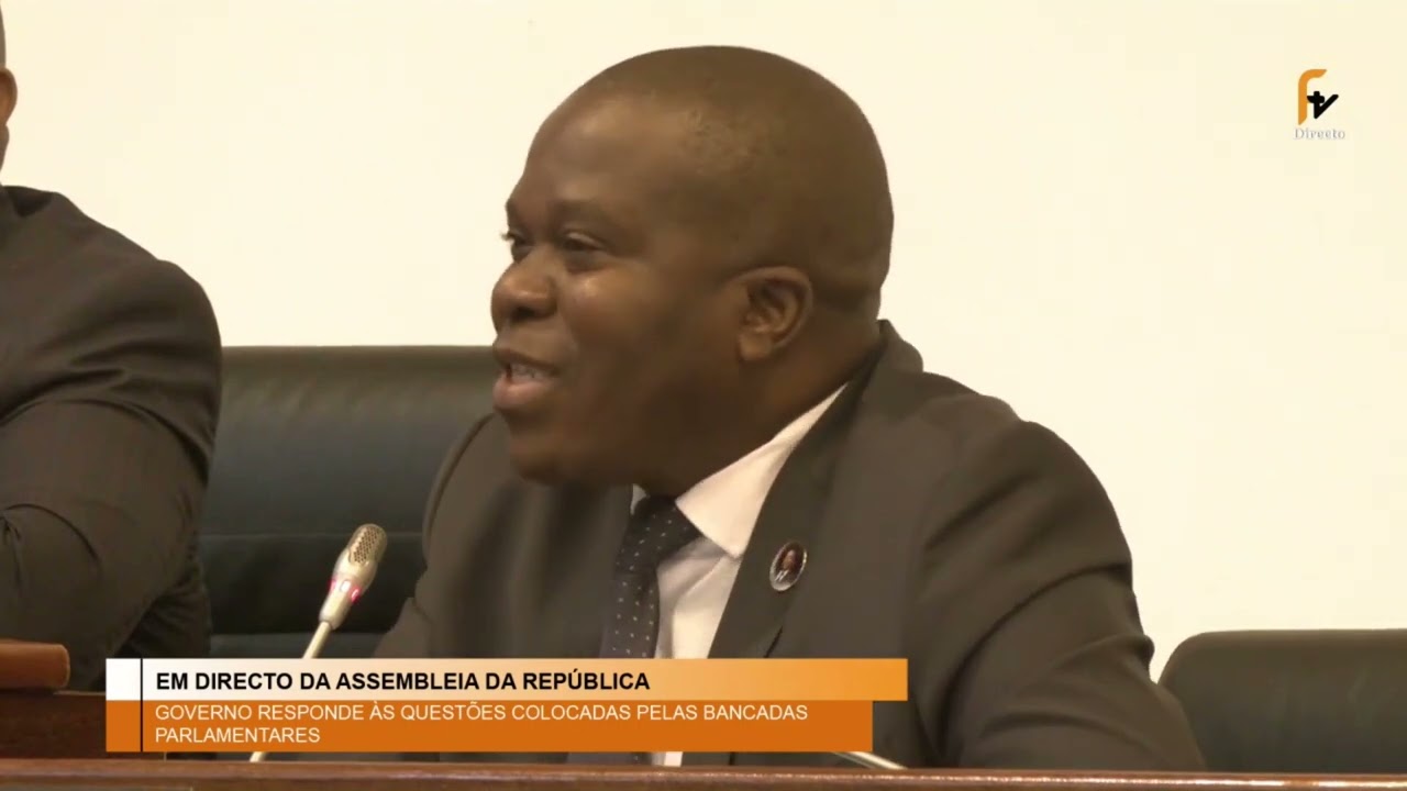 MOMENTO TENSO ENTRE DEPUTADO MUCHANGA E MEMBRO DA COMISSÃO PERMANENTE SÉRGIO PANTI NA ASSEM. DA REP.