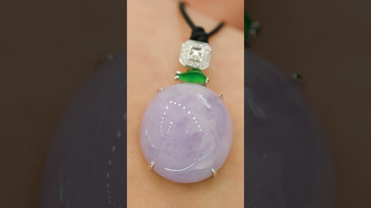 Красота нефрита раскрывается в сочетании с другими материалами. ✨